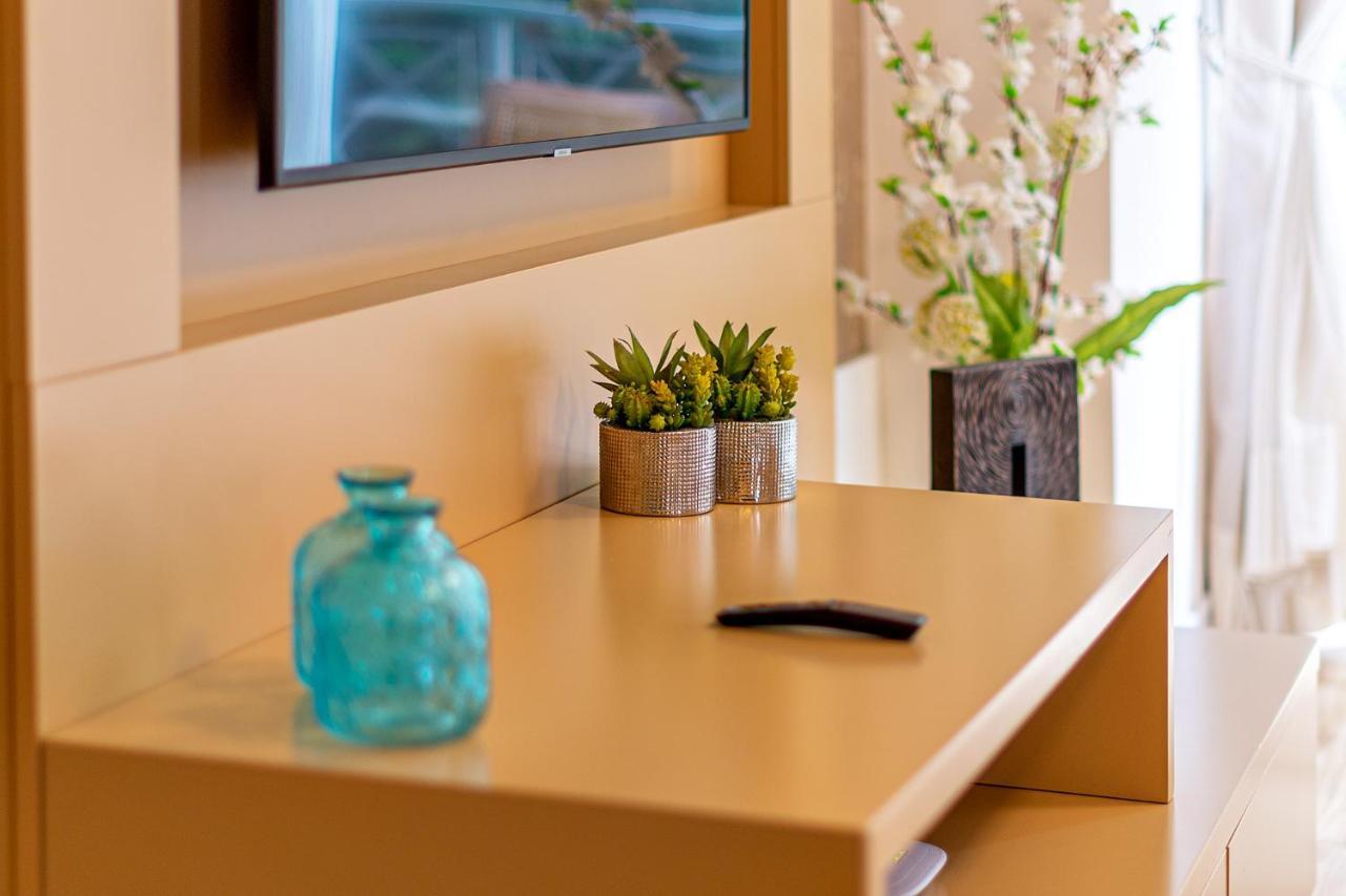 Rosa Apartamento Luxo No Centro Gramado 아파트 외부 사진