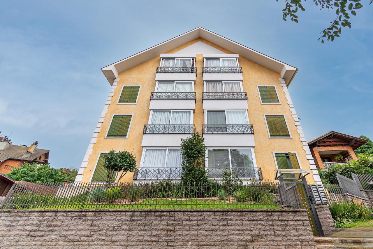 Rosa Apartamento Luxo No Centro Gramado 아파트 외부 사진