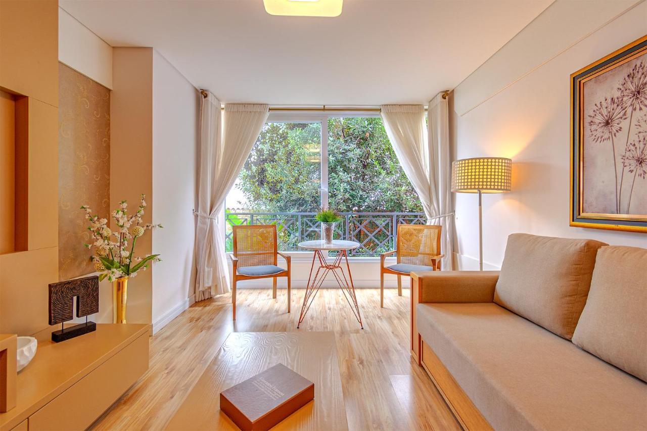 Rosa Apartamento Luxo No Centro Gramado 아파트 외부 사진